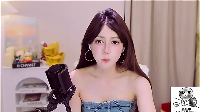 Snapshot of Wow-fairy chatting on May 27, 2026, 1:07 pm Wow-fairy online show from May 27, 2026, 1:07 pm