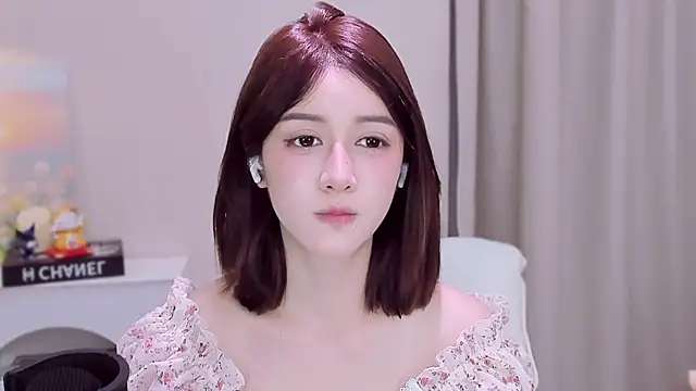 Snapshot of Wow-fairy chatting on July 21, 2026, 1:12 pm Wow-fairy online show from July 21, 2026, 1:12 pm