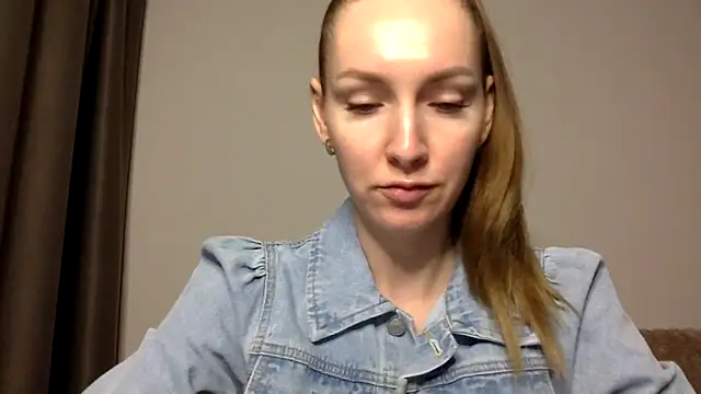 Varnyx online show from November 20, 2025, 6:08 pm