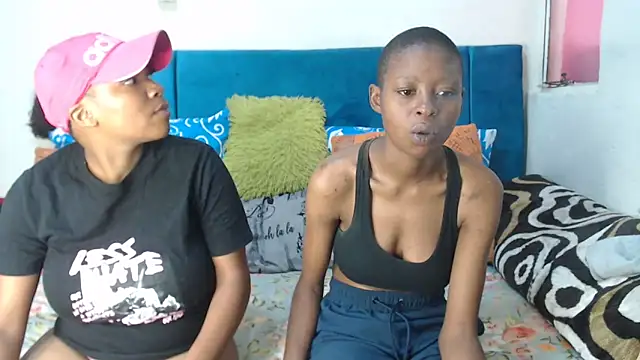 SweetSlenderChoc online show from March 16, 2026, 8:00 pm