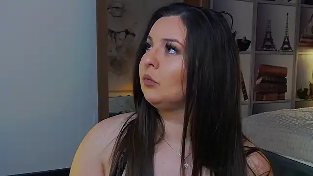 Mia Swano online show from January 31, 2026, 10:08 pm