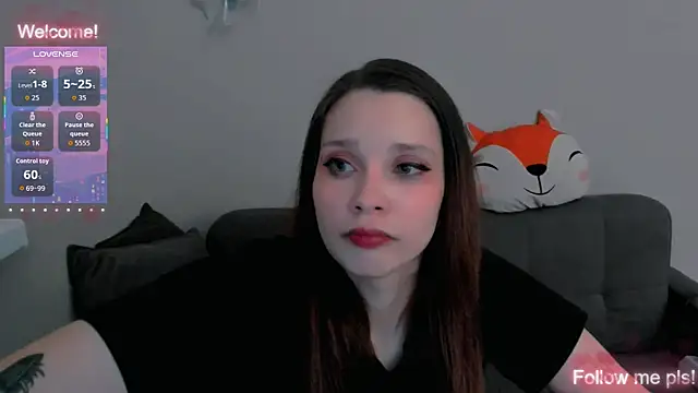 Kitten Alissa online show from May 15, 2026, 8:29 pm