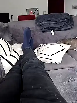 Oldmenhot66 online show from September 9, 2025, 12:14 pm