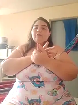 Katherine25 online show from June 3, 2026, 2:33 pm