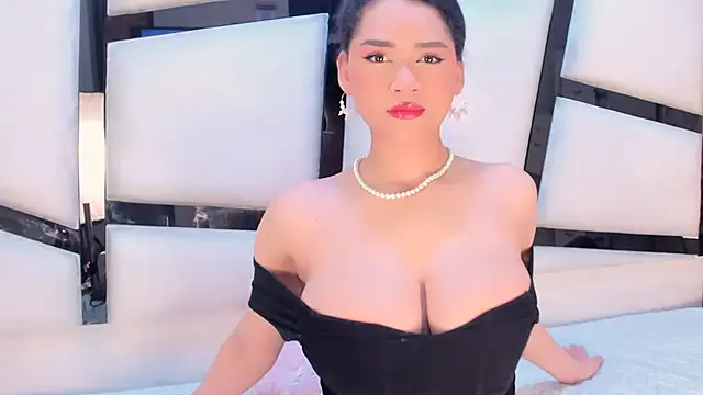 Lilithadams1 online show from October 5, 2025, 1:02 pm