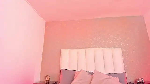 KaylieBrooks online show from April 10, 2026, 6:48 pm