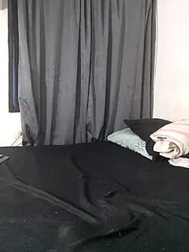 Snapshot of Kristal_Bronw_Lawren chatting on October 5, 2025, 1:51 am Kristal Bronw Lawren online show from October 5, 2025, 1:51 am