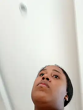 MoniqueMulberry online show from September 25, 2025, 7:20 pm