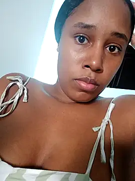 MoniqueMulberry online show from September 23, 2025, 7:10 pm