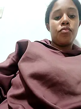 MoniqueMulberry online show from September 28, 2025, 8:10 am