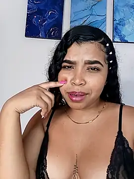 MadissonRizz online show from October 24, 2025, 1:32 pm