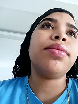 MadissonRizz online show from November 12, 2025, 7:07 pm