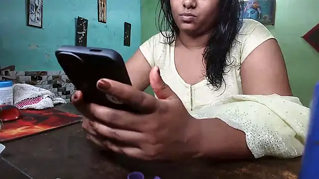 DearKimmi online show from October 22, 2025, 7:24 pm