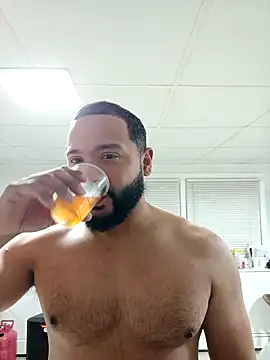 tripping385 online show from November 5, 2025, 10:02 pm