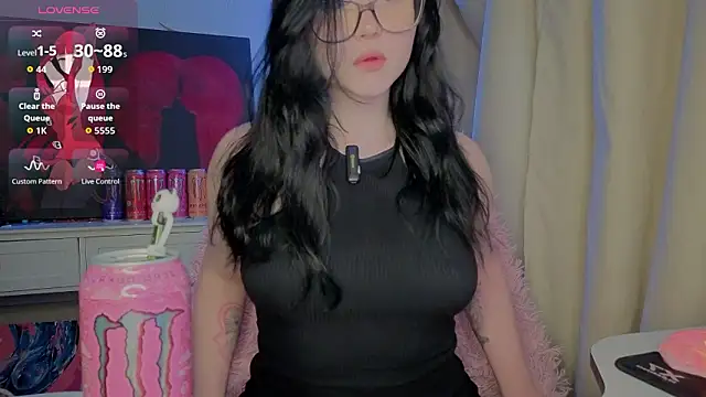 hornyprincess19 online show from February 14, 2026, 9:20 am