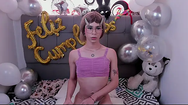 zoe bunny01 online show from October 2, 2025, 8:56 pm