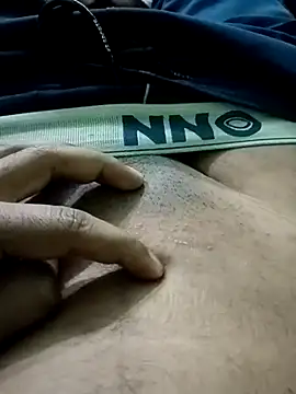 sexy couple 38 online show from November 20, 2025, 6:19 pm