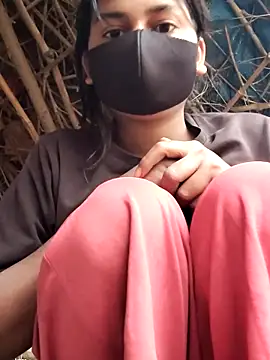 Janvi Jaitly online show from December 21, 2025, 1:52 am