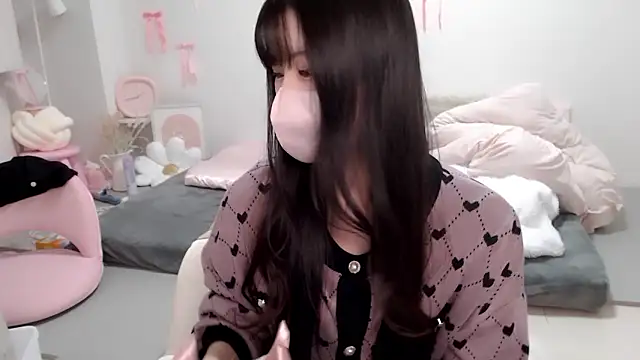 moka-neko online show from April 15, 2026, 1:48 pm