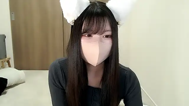 Snapshot of moka-neko chatting on October 29, 2025, 11:42 am moka-neko online show from October 29, 2025, 11:42 am