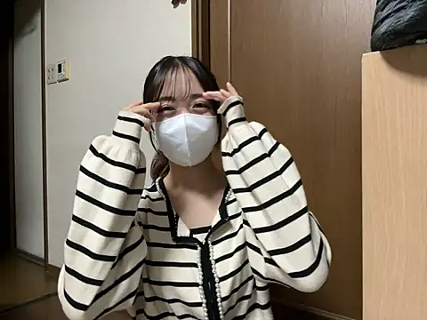 rafachama lvlv online show from October 25, 2025, 7:36 pm