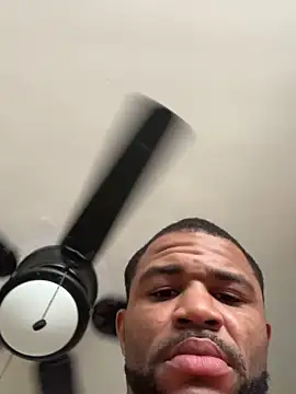 kingtaydo online show from February 1, 2026, 2:26 pm