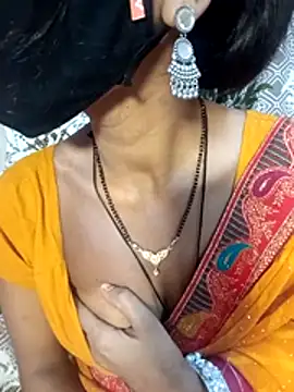 Bhabhilux2025 online show from January 9, 2026, 6:42 am