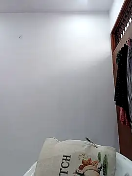 Snapshot of Your-vipasha chatting on February 24, 2026, 5:52 am Your-vipasha online show from February 24, 2026, 5:52 am