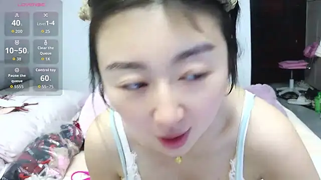 Snapshot of Diva_VVN chatting on February 6, 2026, 12:39 am Diva VVN online show from February 6, 2026, 12:39 am