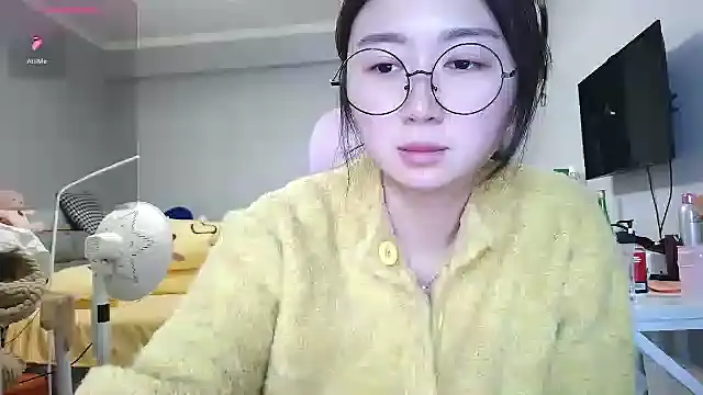 Snapshot of Diva_VVN chatting on January 7, 2026, 8:41 am Diva VVN online show from January 7, 2026, 8:41 am