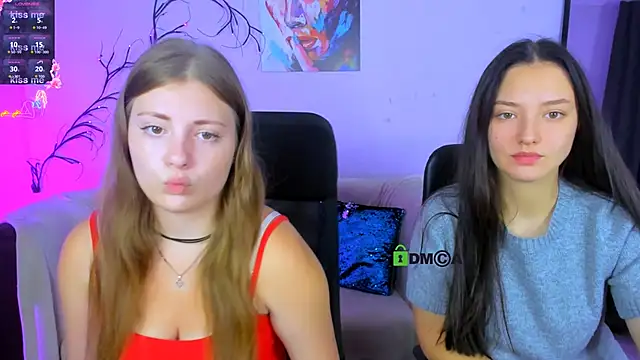 melani bumm online show from September 24, 2025, 5:47 am