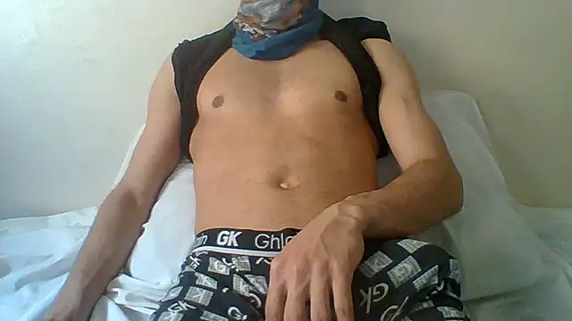Snapshot of Osamabigdick7 chatting on April 26, 2026, 11:51 am Osamabigdick7 online show from April 26, 2026, 11:51 am