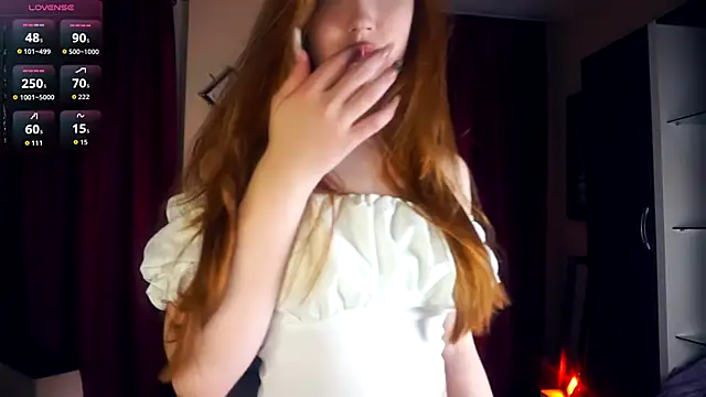 ShariTietge online show from November 17, 2025, 8:35 pm