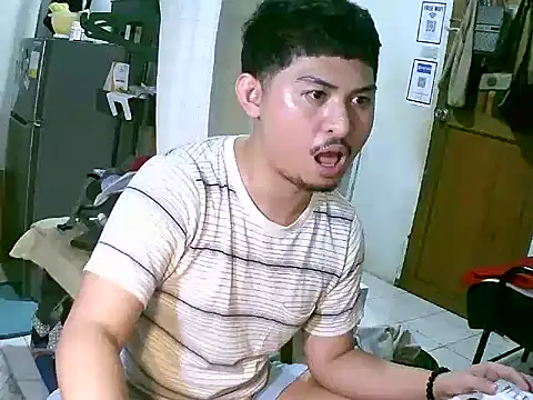 cuteipinoy online show from October 31, 2025, 4:25 pm