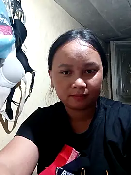 -Kitty-92 online show from October 1, 2025, 4:17 am