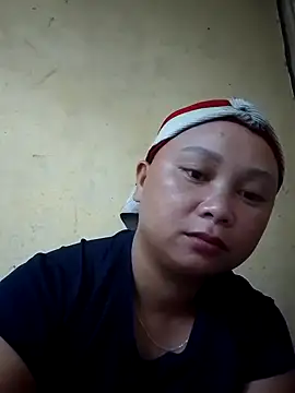 -Kitty-92 online show from October 16, 2025, 5:43 pm