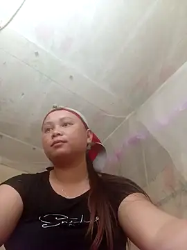 -Kitty-92 online show from October 23, 2025, 10:30 pm