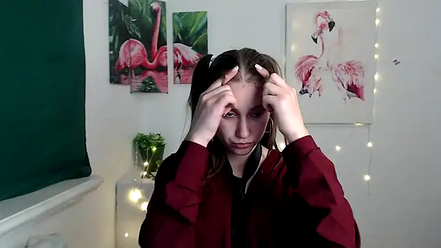 Milka kamila online show from October 31, 2025, 2:02 pm