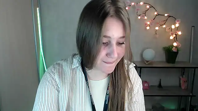 Milka kamila online show from May 22, 2026, 1:20 pm