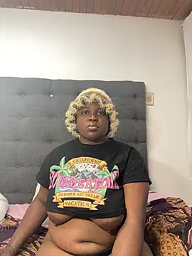 Snapshot of Treasurexmellom chatting on September 20, 2025, 11:10 pm Treasurexmellom online show from September 20, 2025, 11:10 pm