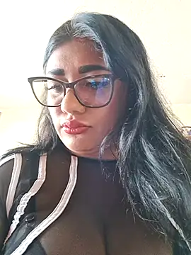 Monse--145 online show from December 3, 2025, 4:06 pm