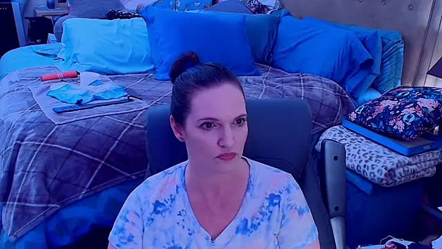 ninajaymes online show from March 19, 2026, 8:53 pm