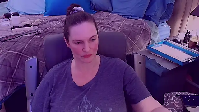 ninajaymes online show from February 19, 2025, 4:55 am