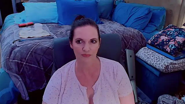 Snapshot of ninajaymes chatting on June 10, 2026, 10:00 pm ninajaymes online show from June 10, 2026, 10:00 pm