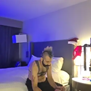 Longdongsilver 323 online show from December 21, 2025, 4:36 am