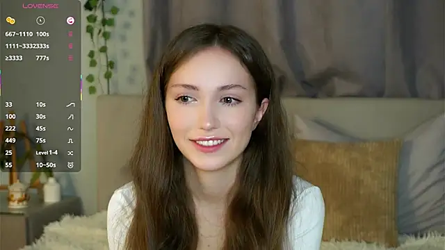 ZeniaBolich online show from October 9, 2025, 9:15 pm