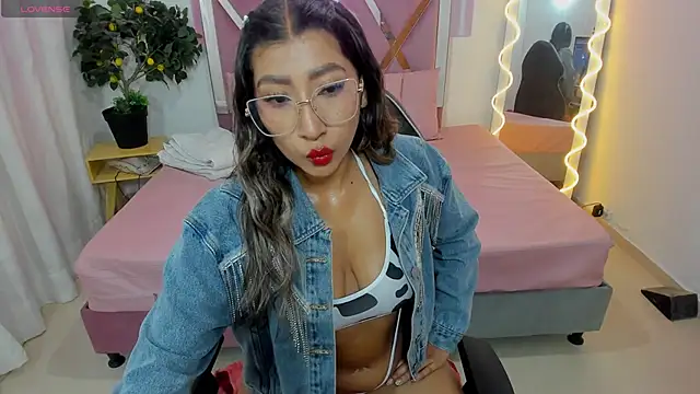 Snapshot of Kenndal_tay chatting on September 15, 2025, 3:18 am Kenndal tay online show from September 15, 2025, 3:18 am