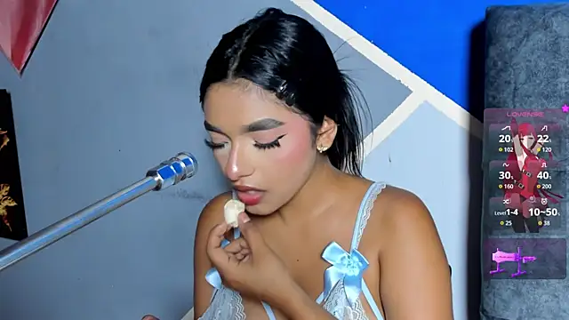 lau-hot online show from December 19, 2025, 7:16 pm