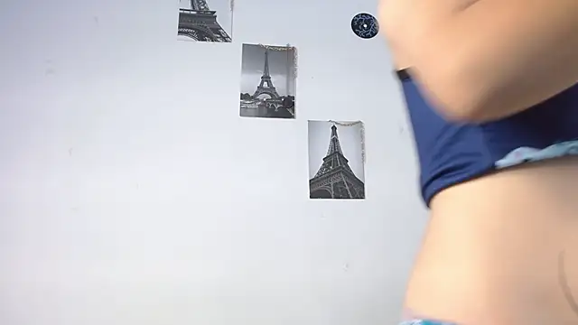 Snapshot of Lucy_y_Jacob chatting on October 29, 2025, 9:36 pm Lucy y Jacob online show from October 29, 2025, 9:36 pm