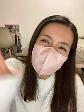 NATSUMI00 online show from November 22, 2025, 3:33 pm